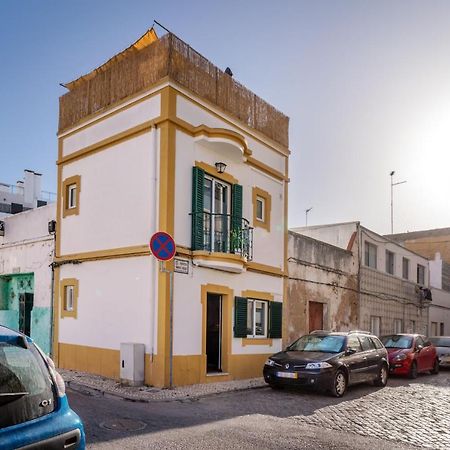 Arty Vintage Townhouse With Rooftop Shower & Sun Loungers Villa Olhão Exteriör bild