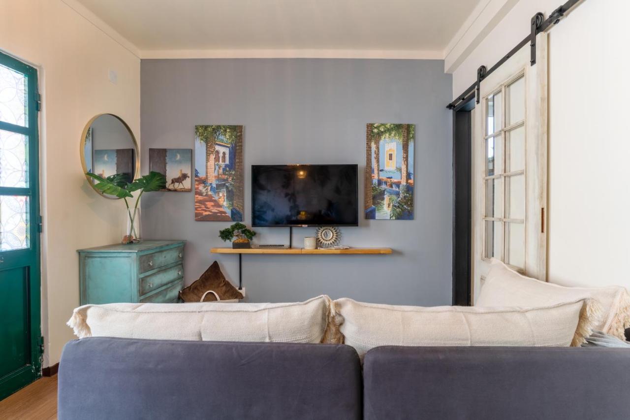 Arty Vintage Townhouse With Rooftop Shower & Sun Loungers Olhão Exteriör bild