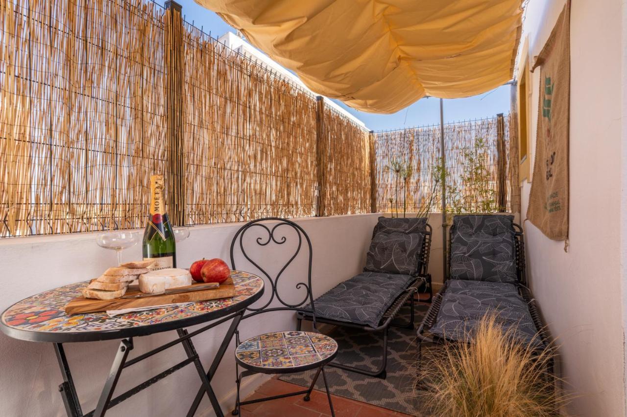 Arty Vintage Townhouse With Rooftop Shower & Sun Loungers Olhão Exteriör bild